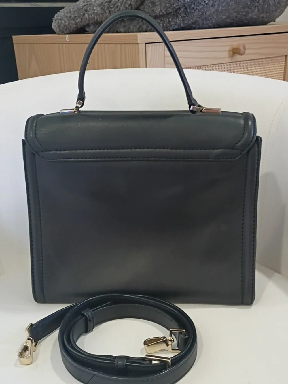 Kate Spade Black Structured Top-Handle Satchel with Adjustable Crossbody Strap